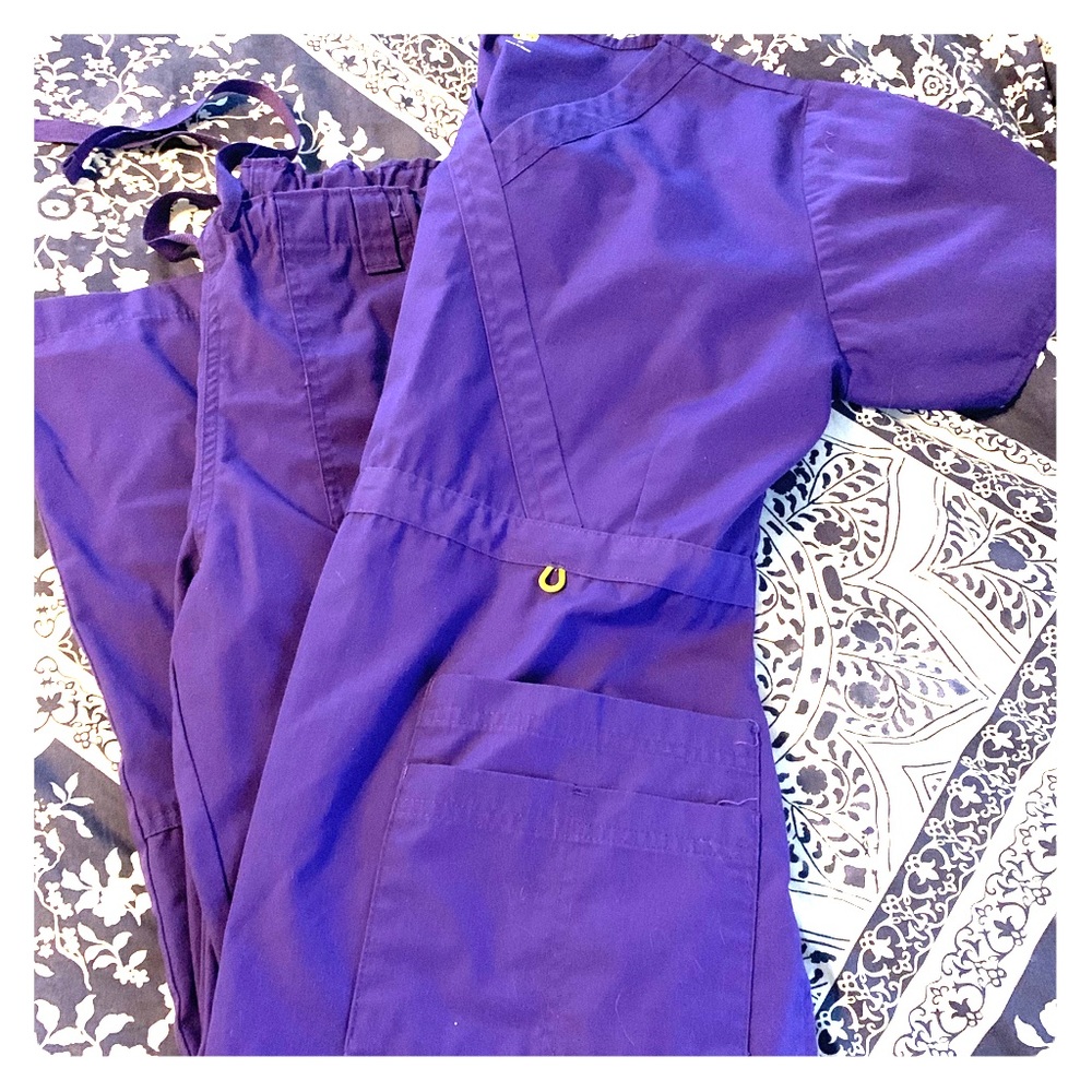 WonderWink scrubs excellent condition